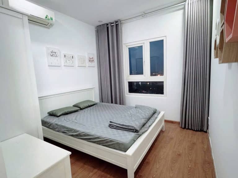 Cho thuê căn hộ Saigonres Plaza 2 phòng ngủ – Tầng cao, view sông thoáng đãng