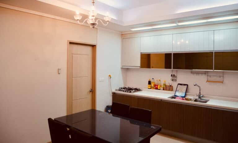 Cho thuê căn Imperia An Phú 2 phòng ngủ nội thất lầu cao toà B 95m giá tốt