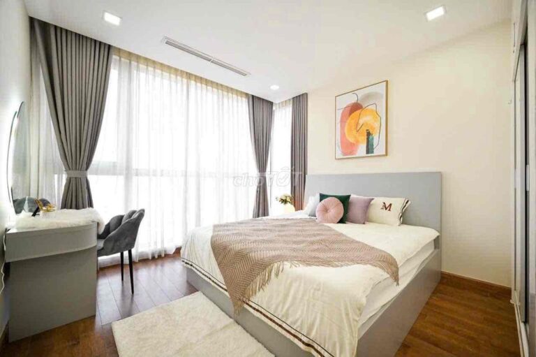 Cho thuê căn hộ 3 phòng ngủ tại One Verandah – Tầng cao, nội thất đầy đủ