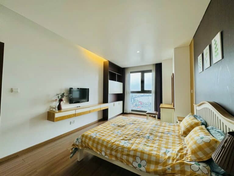 Căn hộ pearl plaza Điện Biển Phủ 2 phòng ngủ cho thuê – View sông, tầng trung
