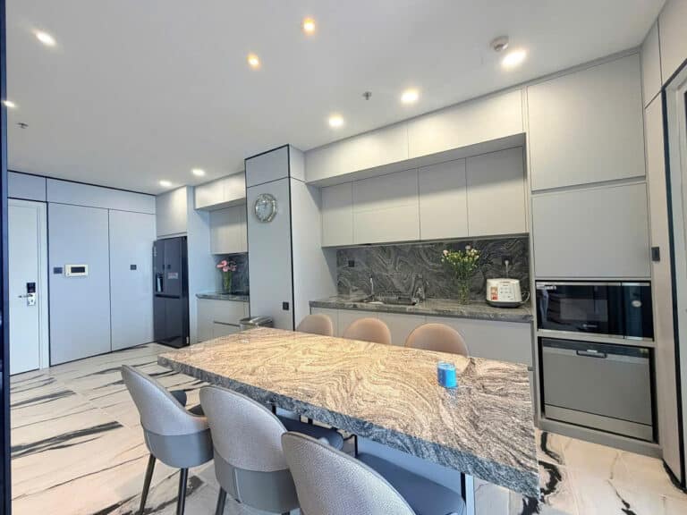 Cho thuê căn hộ 3PN Park 7 Vinhomes Central Park – Nội thất châu Âu, vào ở ngay