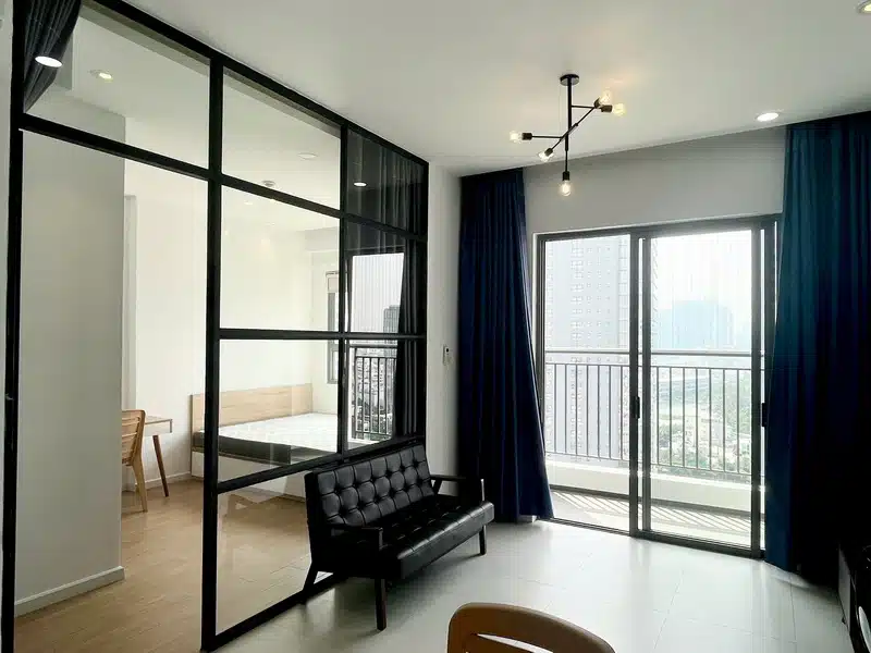 Cho thuê 2 phòng ngủ Wilton Tower – view hồ bơi và Landmark, tầng đẹp