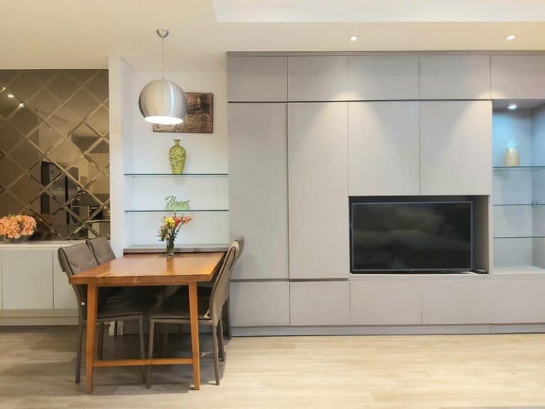 Bán căn hộ 2 phòng ngủ Pearl Plaza – Tầng Thấp Nội Thất Đẹp, View sông
