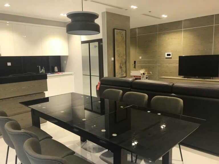 Bán căn hộ 4PN Central 2 Vinhomes Central Park tầng cao, nội thất đẹp
