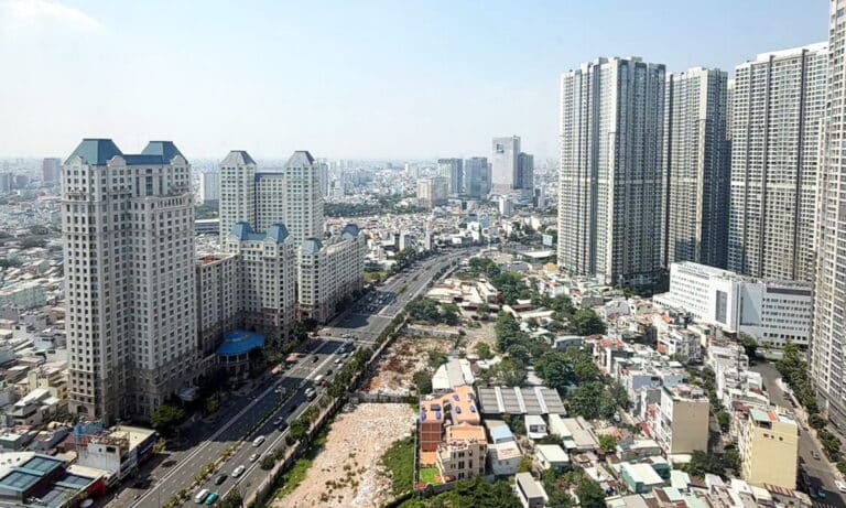 Saigon Pearl toà Sapphire cho thuê 2 phòng ngủ lầu cao nội thất đẹp view L81