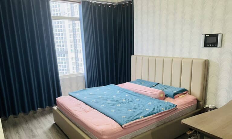 Saigon Pearl toà Topaz căn hộ 2 phòng ngủ bán lầu cao có nội thất view về L81