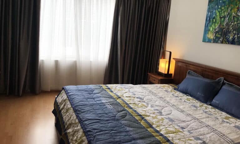 Saigon Pearl toà Sapphire căn hộ 2 phòng ngủ bán tầng cao có nội thất view L81