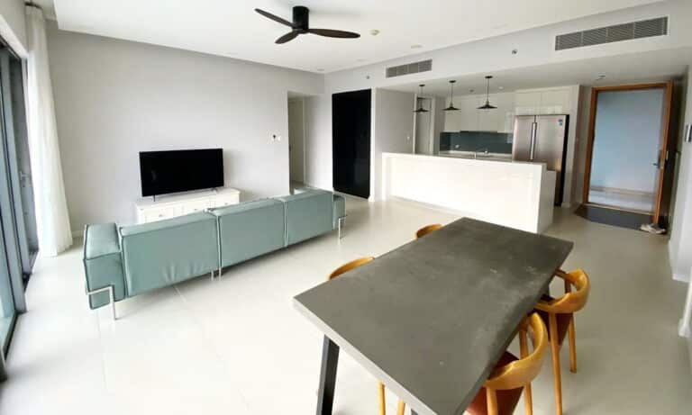 Gateway Thảo Điền cho thuê căn hộ 4 phòng ngủ có nội thất view L81 lầu cao