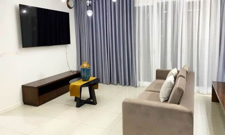Estella Heights cho thuê căn hộ 3 phòng ngủ rộng có nội thất view hồ bơi