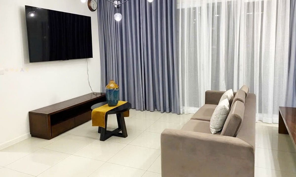 Estella Heights cho thuê căn hộ 3 phòng ngủ rộng có nội thất view hồ bơi