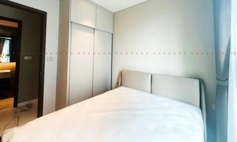 The Metropole khu Crest căn hộ 2 phòng ngủ cho thuê đủ nội thất lầu cao