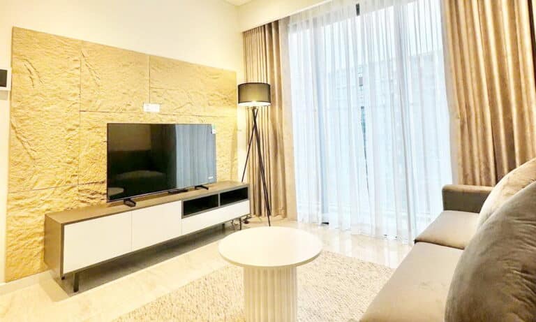 The Metropole khu Opera bán 2 phòng ngủ đầy đủ nội thất view thoáng