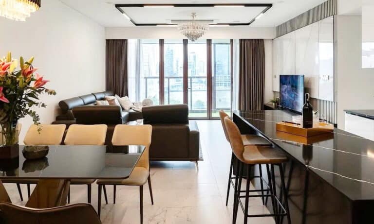 The Metropole Galleria cho thuê căn hộ 4 phòng ngủ full nội thất view sông