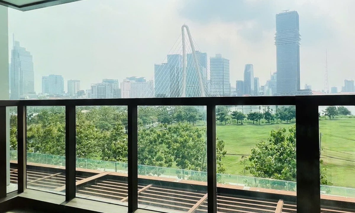 The Metropole Galleria bán căn hộ 4 phòng ngủ nhà trống view sông đẹp