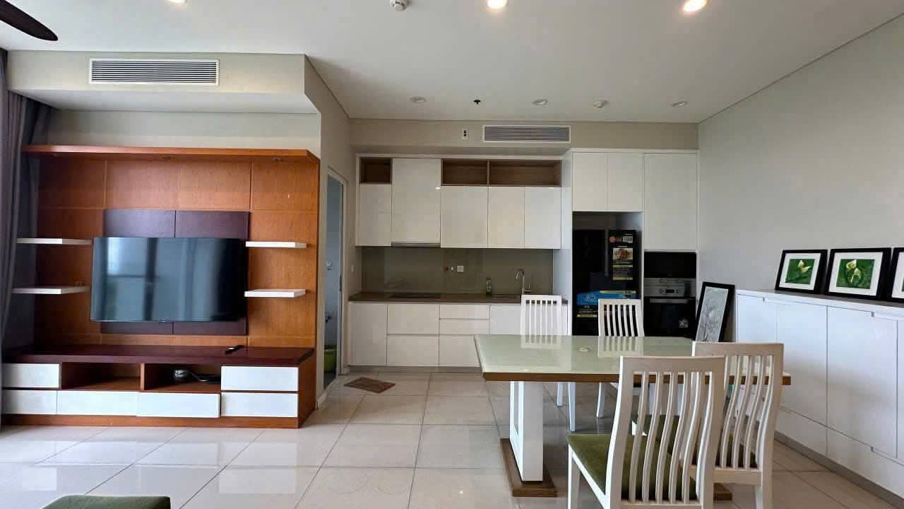 Căn hộ Sarimi 2 phòng ngủ cho thuê, nhà full nội thất, View Công Viên