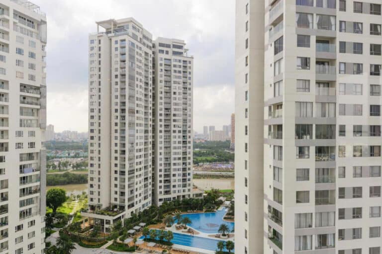 Căn hộ 3 phòng ngủ Đảo Kim Cương bán view hồ bơi, tầng đẹp, nội thất xịn