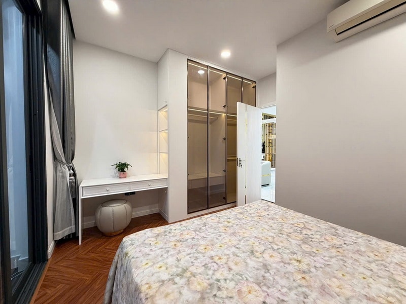 Bán Penthouse Central 2 Vinhomes Central Park 4 phòng ngủ, Nội Thất Đẹp