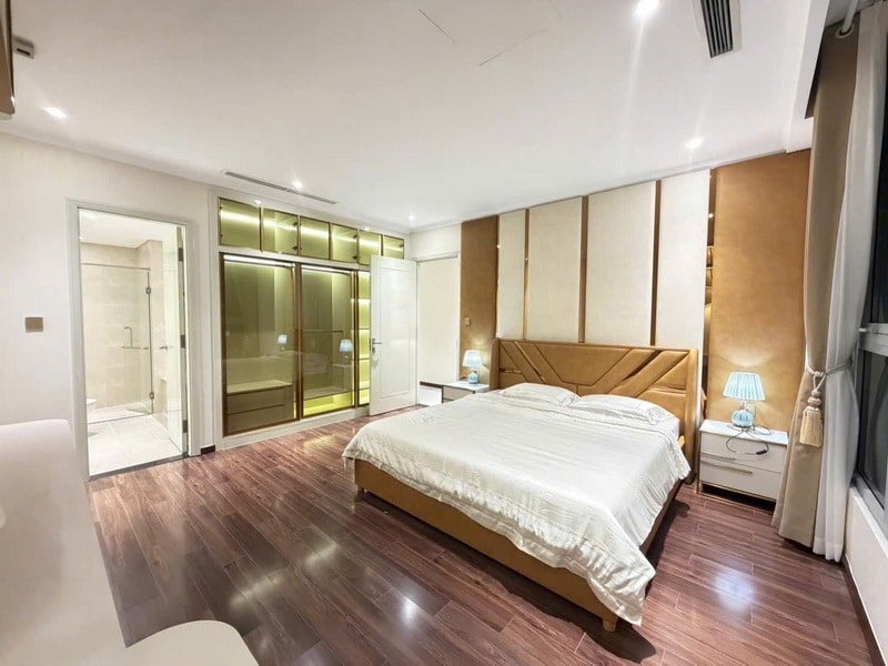 Bán căn hộ Central Park C3 full nội thất, tầng cao view city, ở ngay