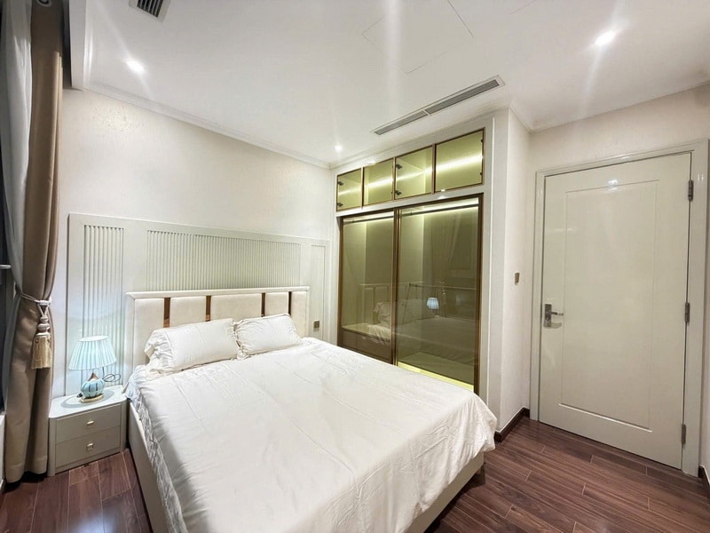 Bán căn hộ Central Park C3 full nội thất, tầng cao view city, ở ngay