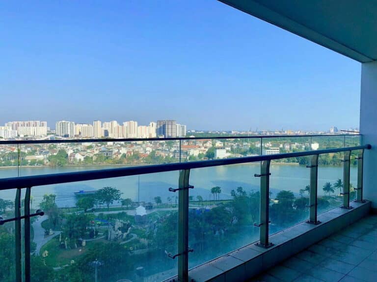 Bán căn hộ Park 3 Vinhomes tầng trung view sông Sài Gòn cực đẹp