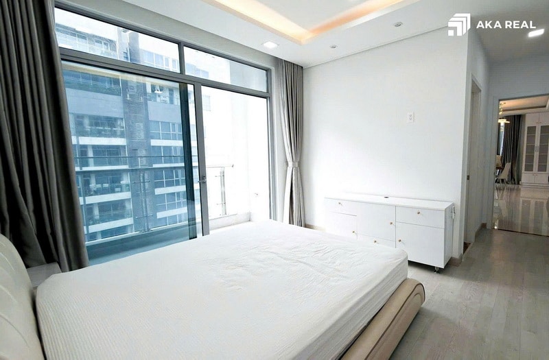 Bán Penthouse P4 Vinhomes Central Park 4 phòng ngủ, view thoáng mát