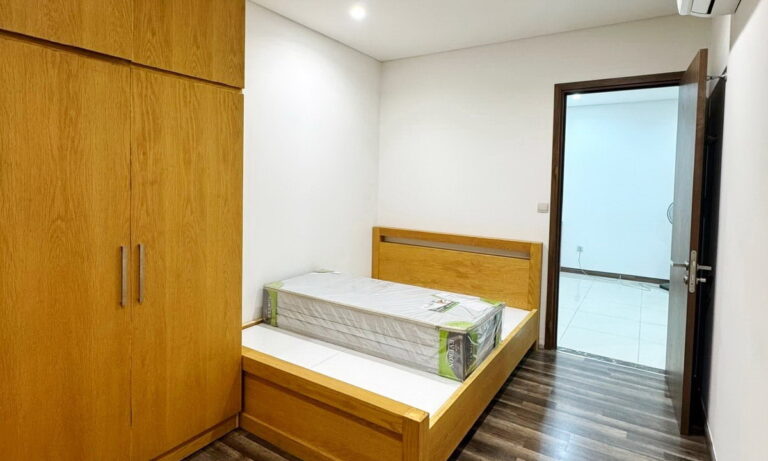 Hà Đô Centrosa Garden cho thuê căn hộ 2 phòng ngủ rộng nội thất sạch sẽ