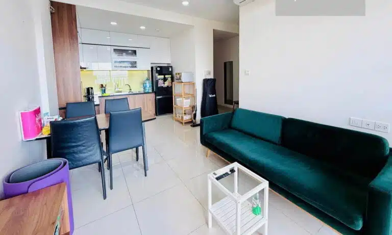 The Sun Avenue căn hộ 2 phòng ngủ bán 73m2 có nội thất lầu cao view L81