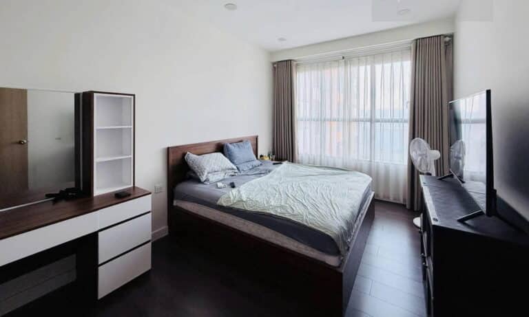 The Sun Avenue căn hộ 2 phòng ngủ bán 73m2 có nội thất lầu cao view L81