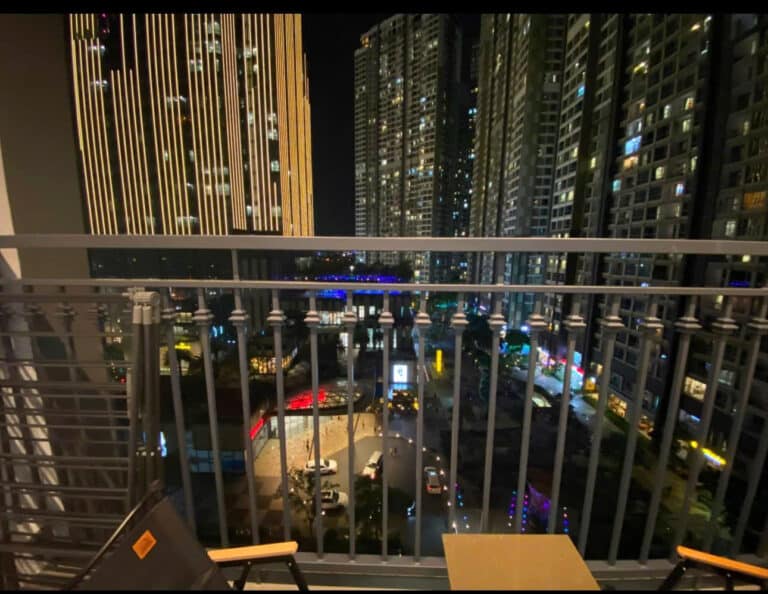 Bán căn hộ 3PN Landmark 5 Vinhomes Central Park nội thất đẹp, view Landmark 81