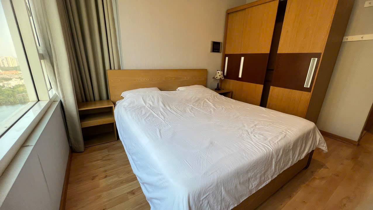 Thuê căn hộ 2PN Ruby 2 Saigon Pearl – Tầng Trung, View Landmark