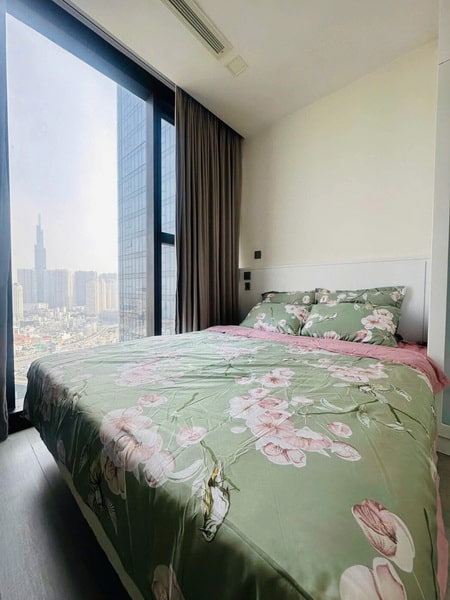 Bán Căn Hộ 2PN Vinhomes Golden River Full Nội Thất, View Landmark 81