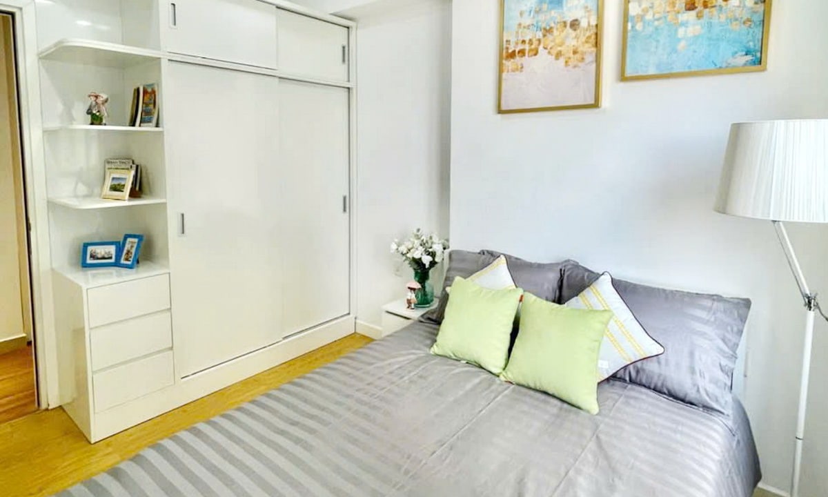 Masteri Thảo Điền căn hộ 2 phòng ngủ cho thuê nội thất cao cấp view hồ bơi