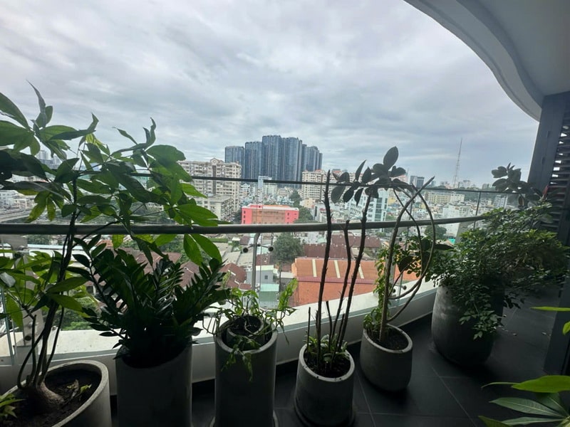 Căn Hộ 3 Phòng Ngủ City Garden Bán Tầng Trung Cực Thoáng Mát